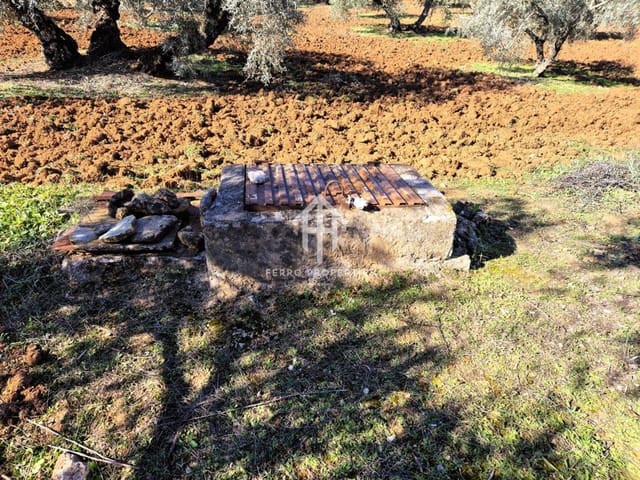 Maalaistalo myytävänä paikassa Ventorros de la Laguna, Loja - 120 000 € (Ref: 9152643)