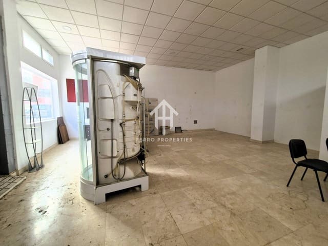 Erhverv til leje i Loja - € 400 (Ref: 9152647)