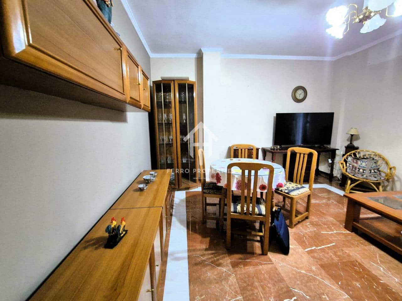 4 slaapkamer Flat te koop in Algarinejo - € 58.900 (Ref: 9152656)