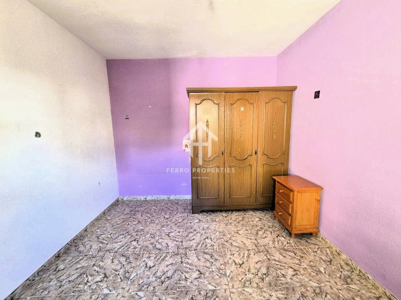 9 soverom Hus til salgs i Loja - € 149 900 (Ref: 9152660)