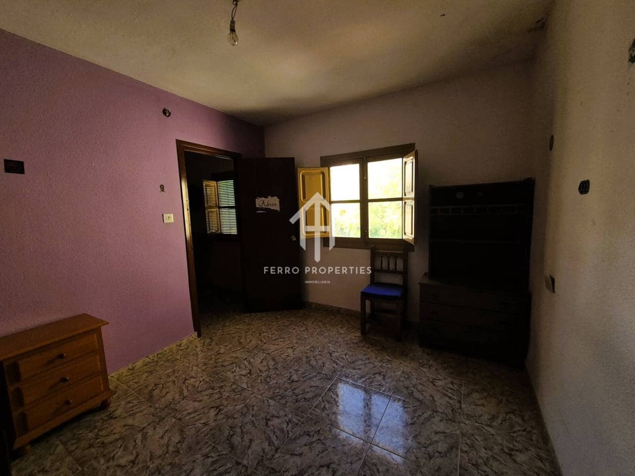 9 soverom Hus til salgs i Loja - € 149 900 (Ref: 9152660)