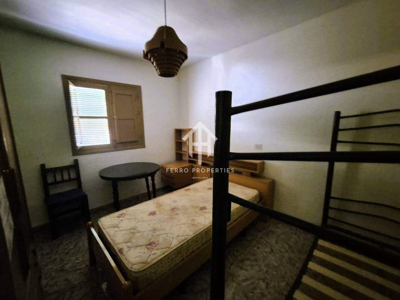 9 soverom Hus til salgs i Loja - € 149 900 (Ref: 9152660)