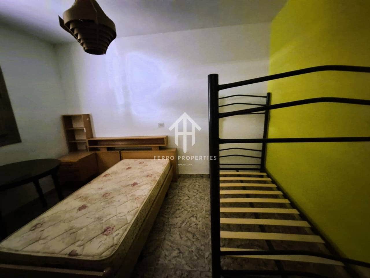 9 soverom Hus til salgs i Loja - € 149 900 (Ref: 9152660)