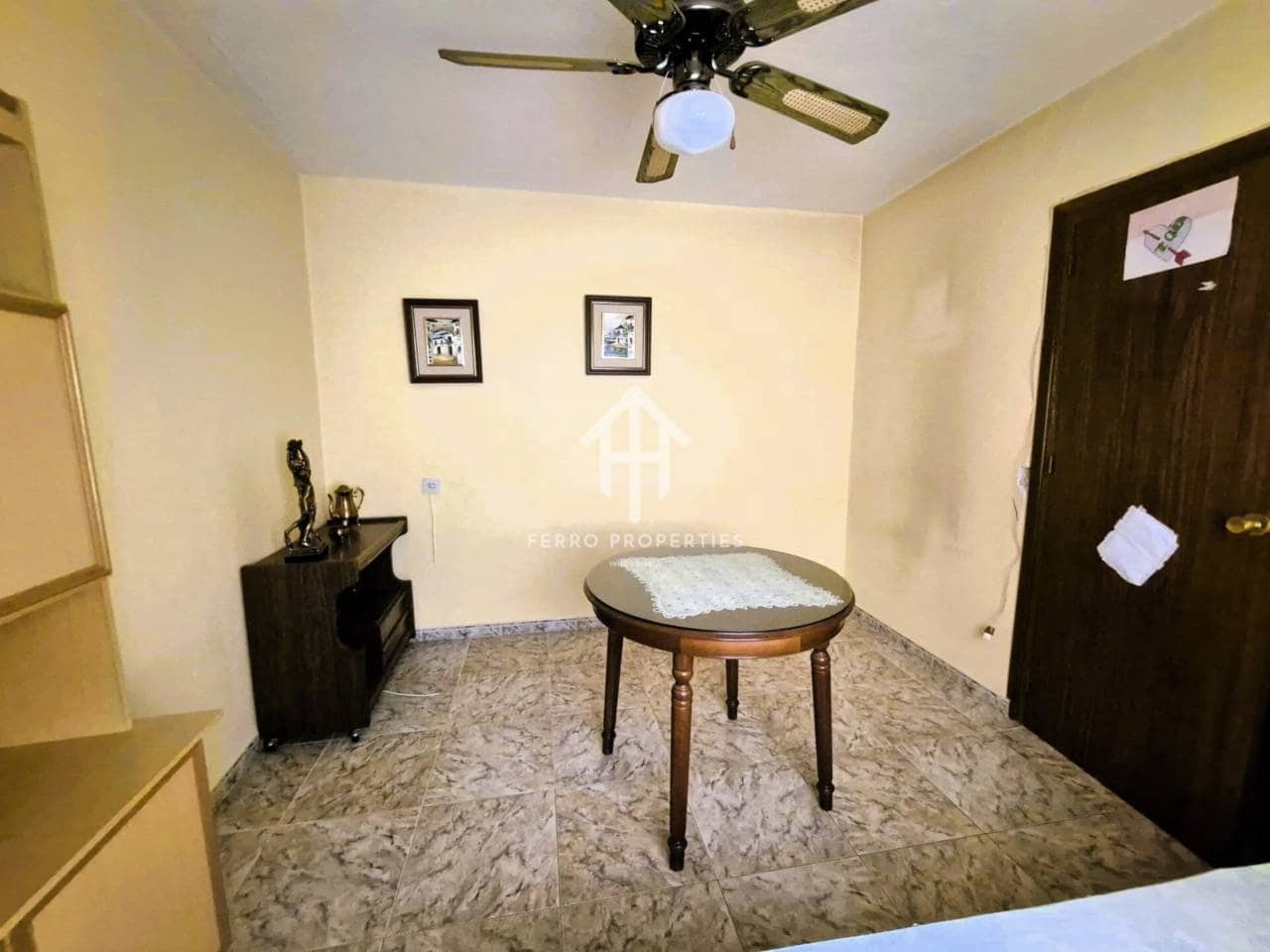 9 soverom Hus til salgs i Loja - € 149 900 (Ref: 9152660)