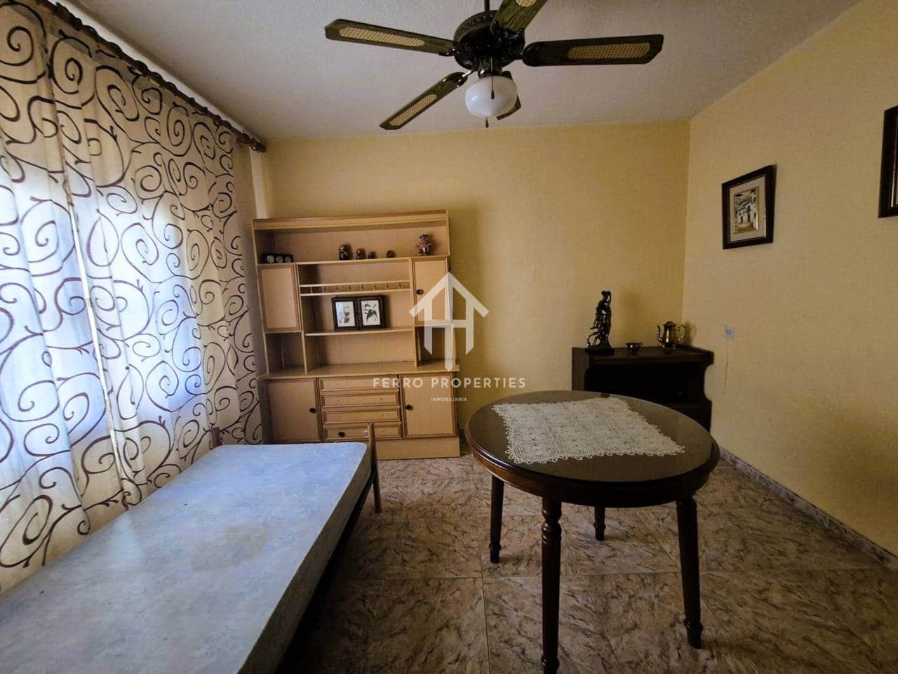 9 soverom Hus til salgs i Loja - € 149 900 (Ref: 9152660)