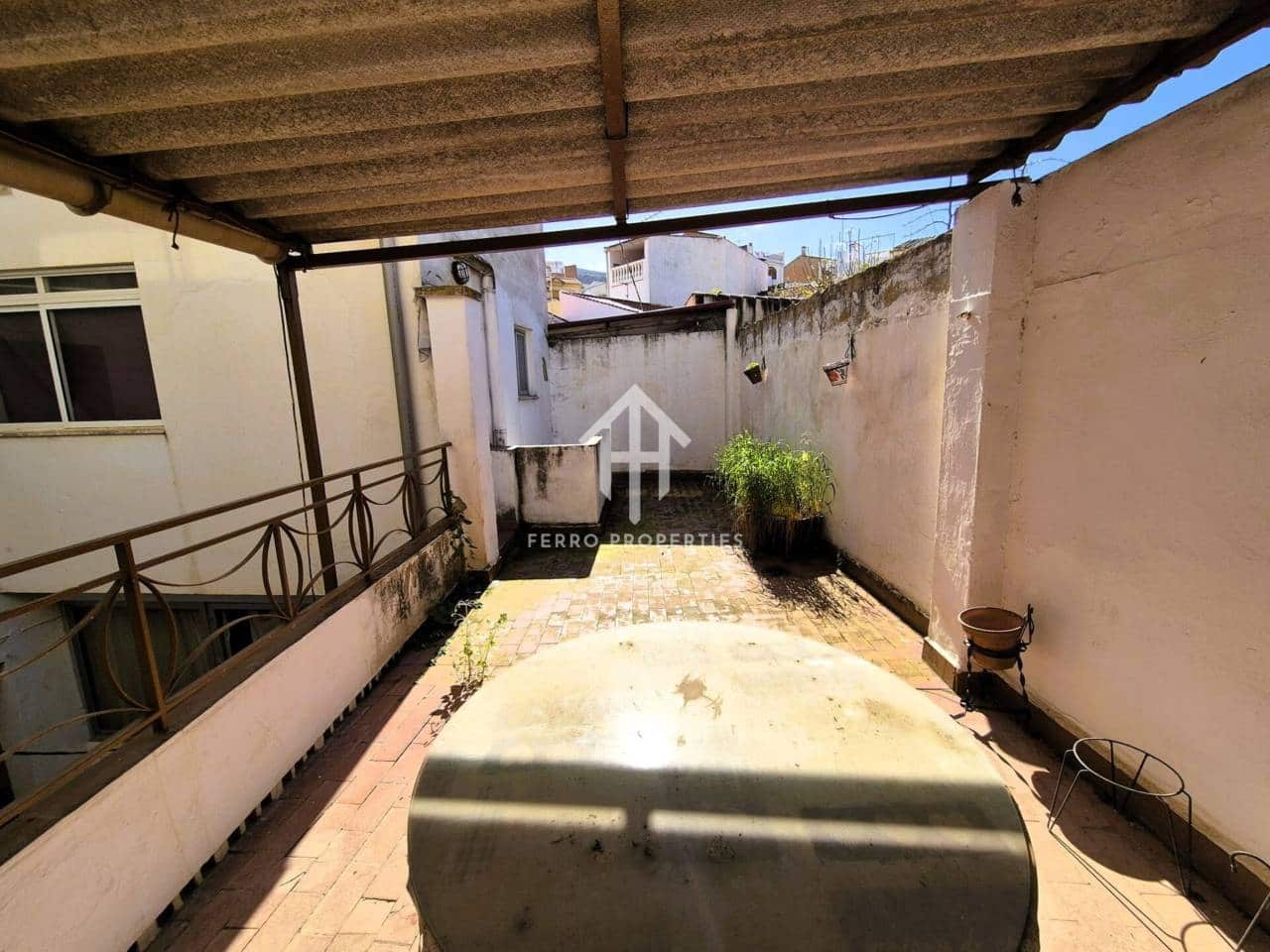 9 soverom Hus til salgs i Loja - € 149 900 (Ref: 9152660)