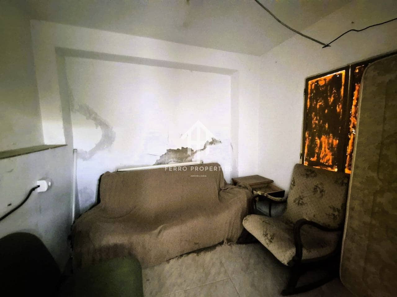 9 soverom Hus til salgs i Loja - € 149 900 (Ref: 9152660)