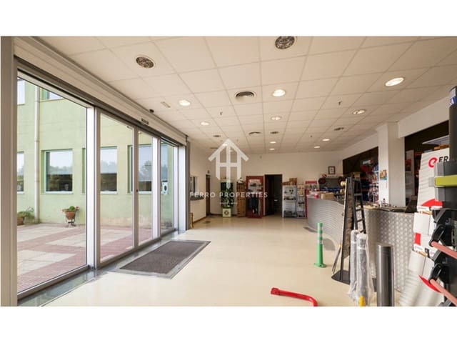 Erhverv til salg i Armilla - € 2.220.000 (Ref: 9152673)