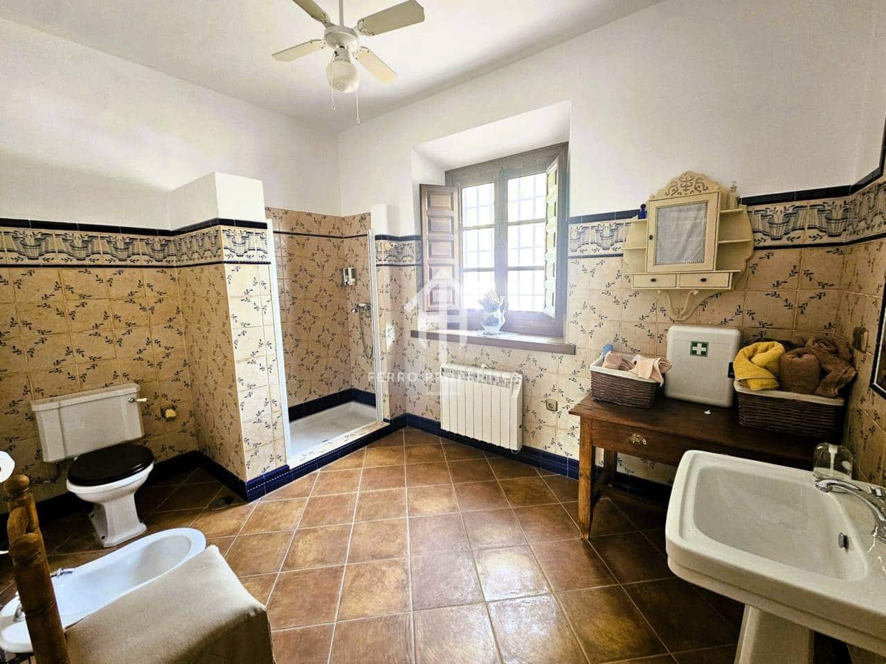 7 soveværelse Finca/Landehus til salg i Salinas med swimmingpool garage - € 895.000 (Ref: 9152674)