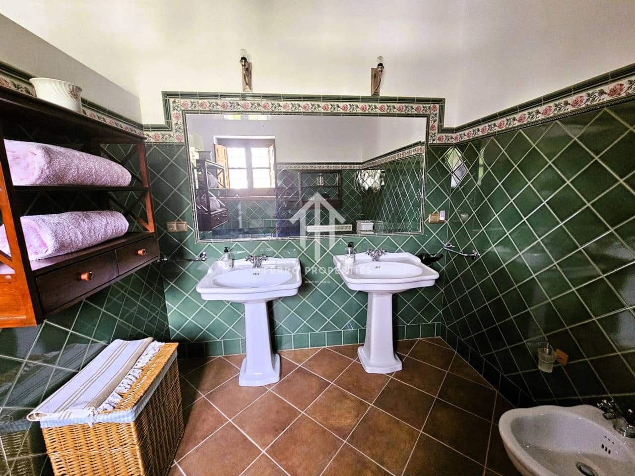 7 soveværelse Finca/Landehus til salg i Salinas med swimmingpool garage - € 895.000 (Ref: 9152674)