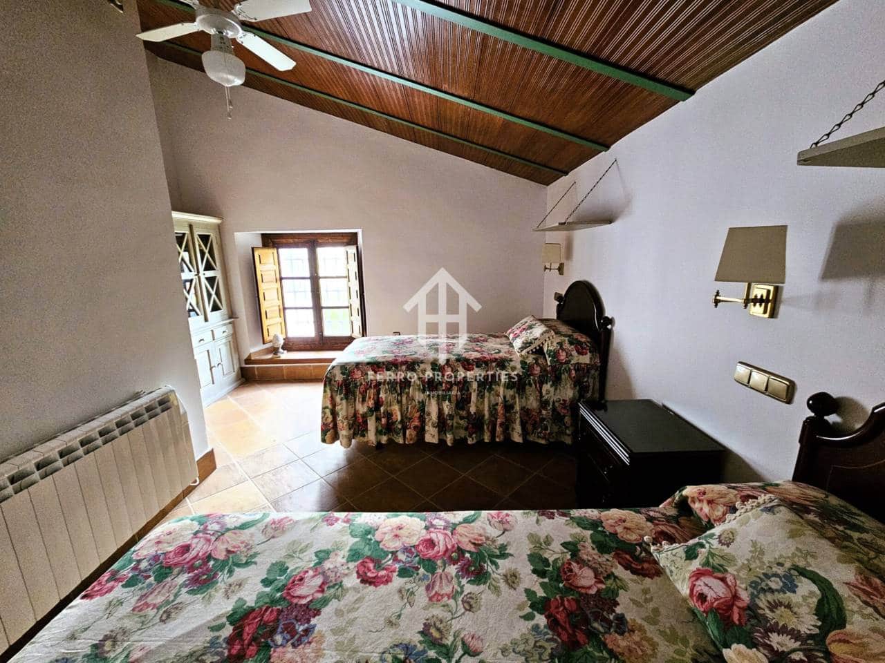 7 soveværelse Finca/Landehus til salg i Salinas med swimmingpool garage - € 895.000 (Ref: 9152674)