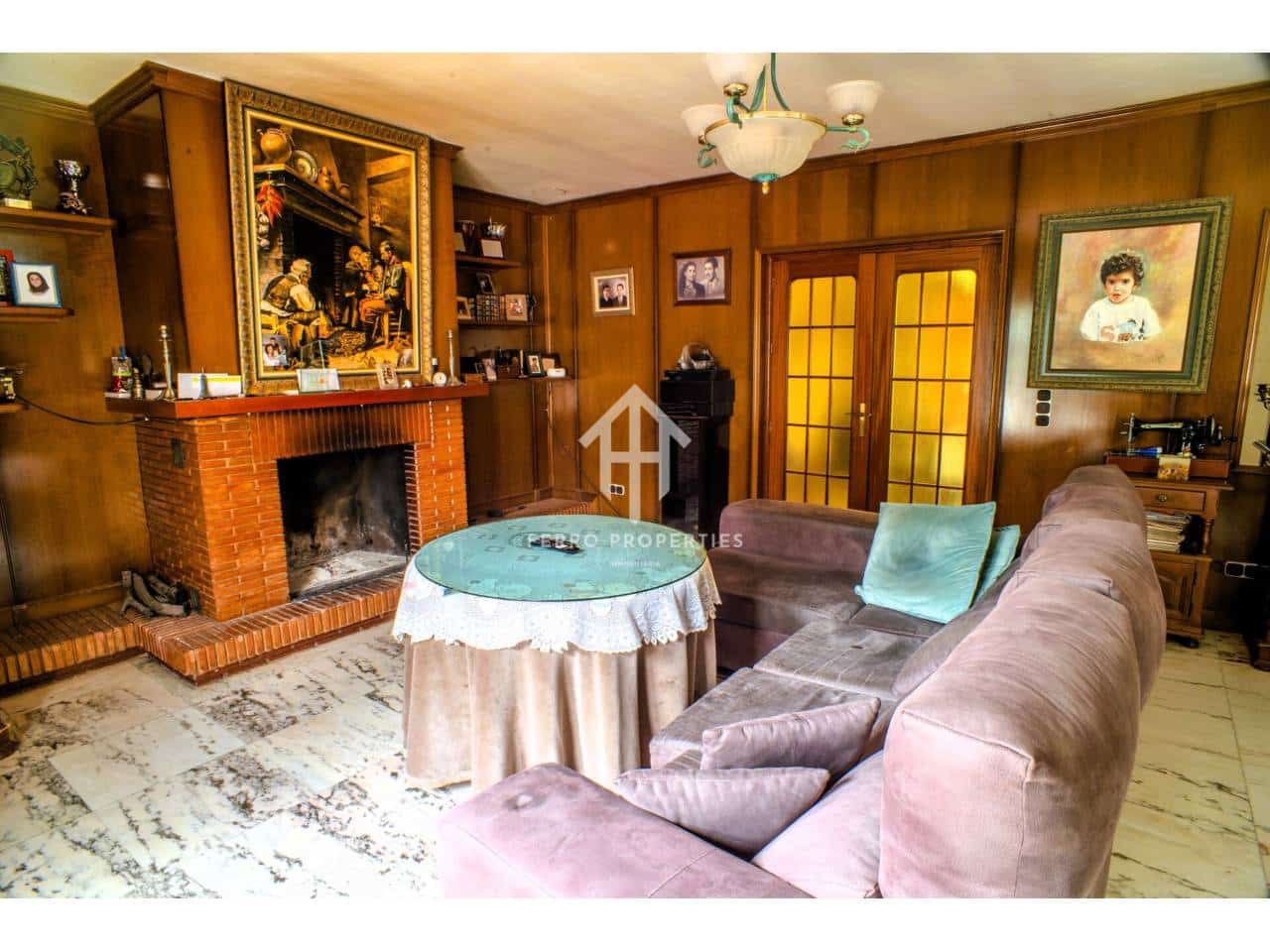 5 sypialnia Finka/Dom wiejski na sprzedaż w Loja z basenem garażem - 1 300 000 € (Ref: 9152675)