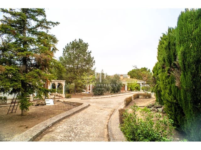 5 sypialnia Finka/Dom wiejski na sprzedaż w Loja z basenem garażem - 1 300 000 € (Ref: 9152675)