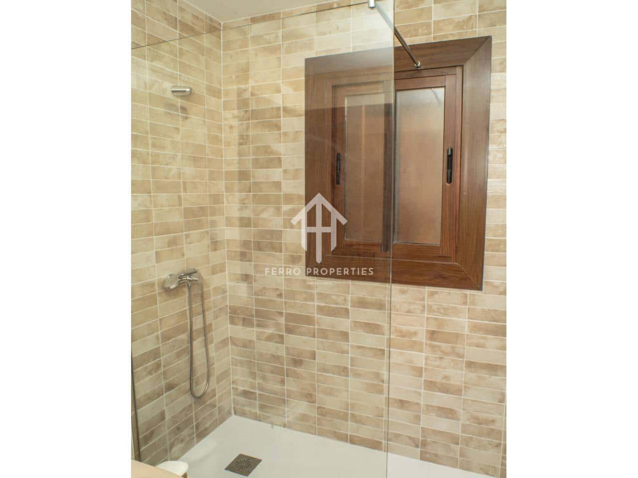 5 sypialnia Finka/Dom wiejski na sprzedaż w Loja z basenem garażem - 1 300 000 € (Ref: 9152675)