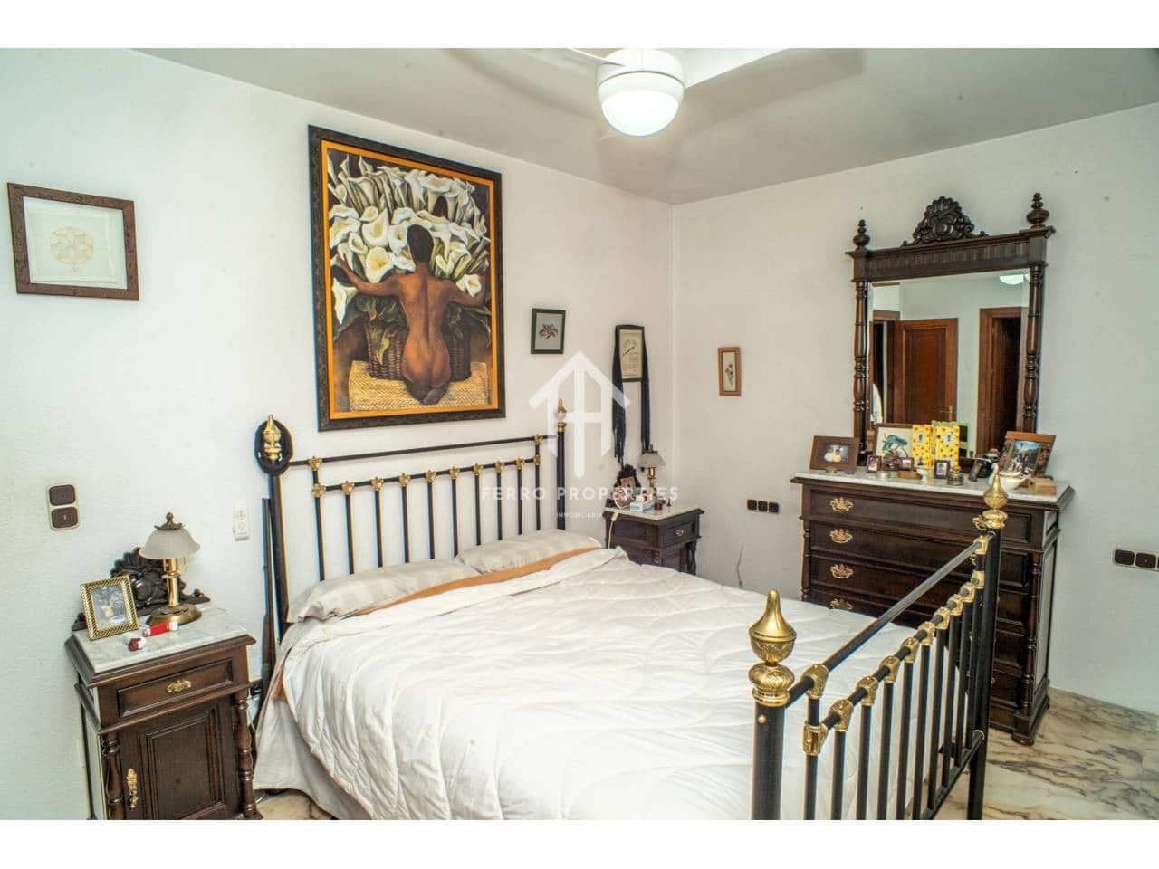 5 sypialnia Finka/Dom wiejski na sprzedaż w Loja z basenem garażem - 1 300 000 € (Ref: 9152675)