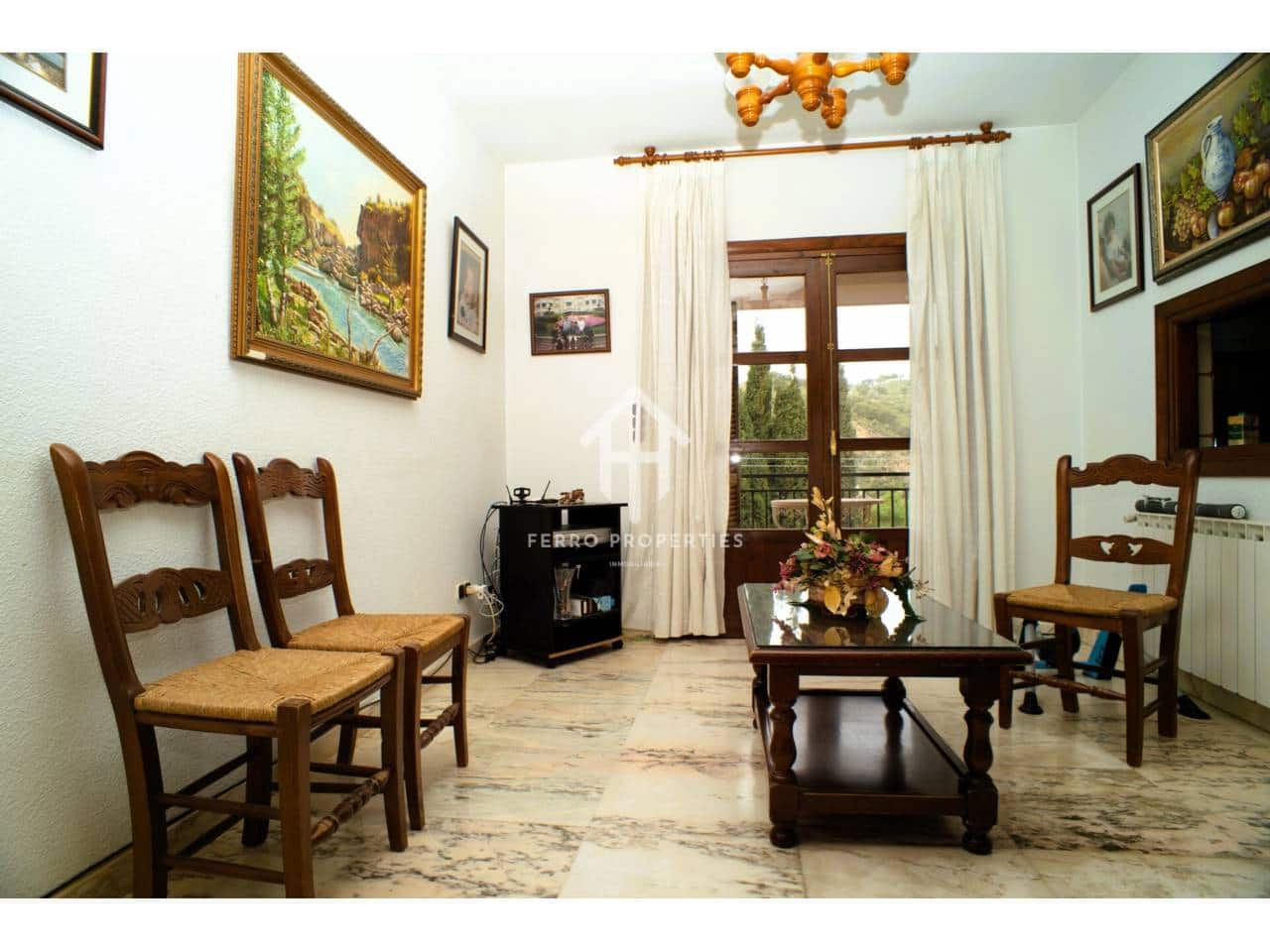 5 sypialnia Finka/Dom wiejski na sprzedaż w Loja z basenem garażem - 1 300 000 € (Ref: 9152675)