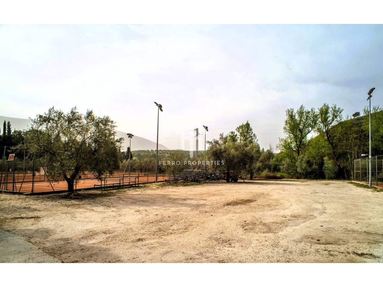 5 sypialnia Finka/Dom wiejski na sprzedaż w Loja z basenem garażem - 1 300 000 € (Ref: 9152675)