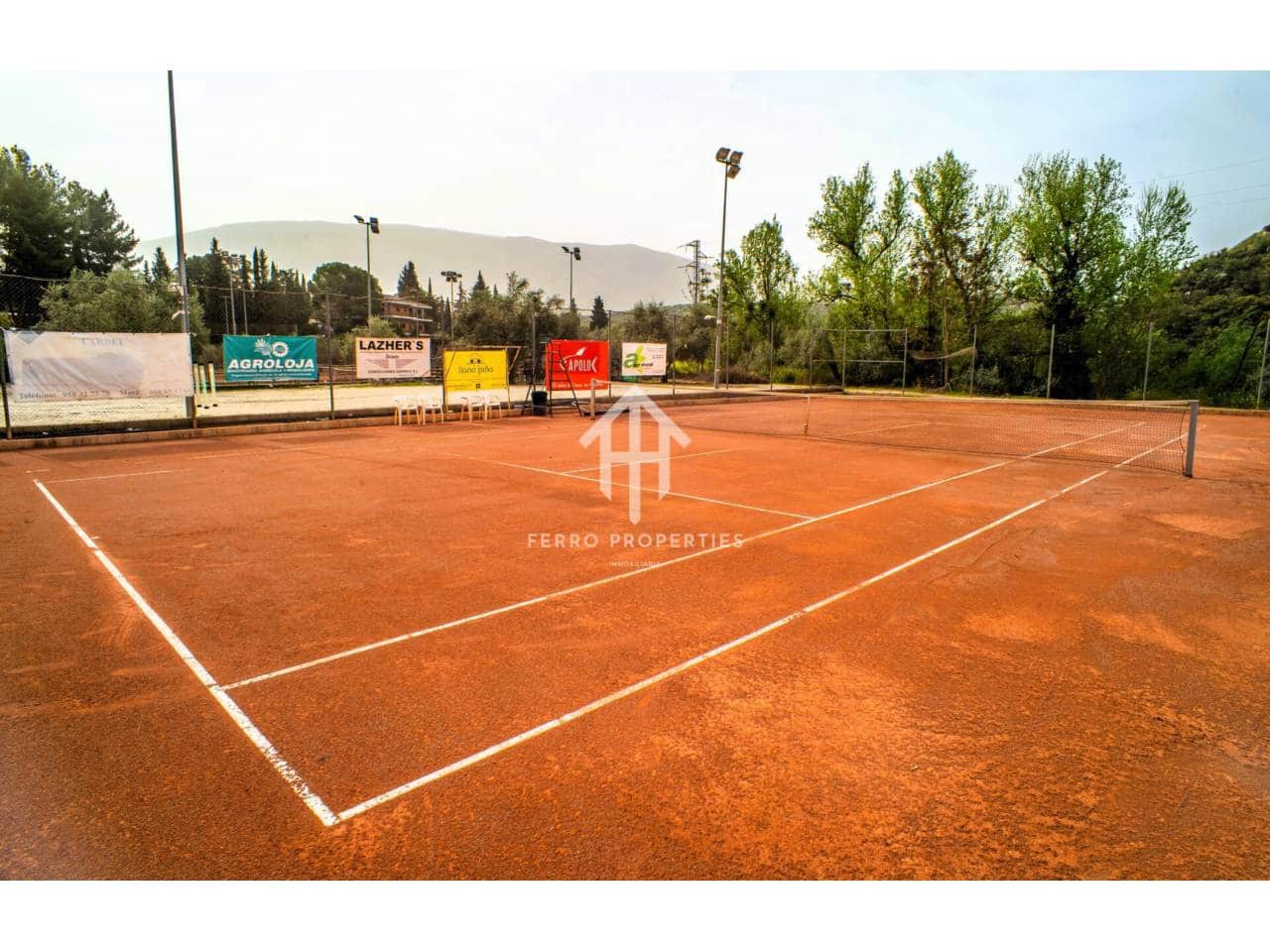 5 sypialnia Finka/Dom wiejski na sprzedaż w Loja z basenem garażem - 1 300 000 € (Ref: 9152675)