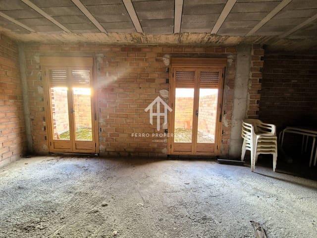 5 soveværelse Lejlighed til salg i Loja - € 80.000 (Ref: 9152676)