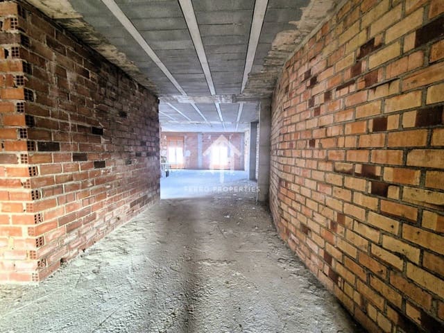 5 soveværelse Lejlighed til salg i Loja - € 80.000 (Ref: 9152676)