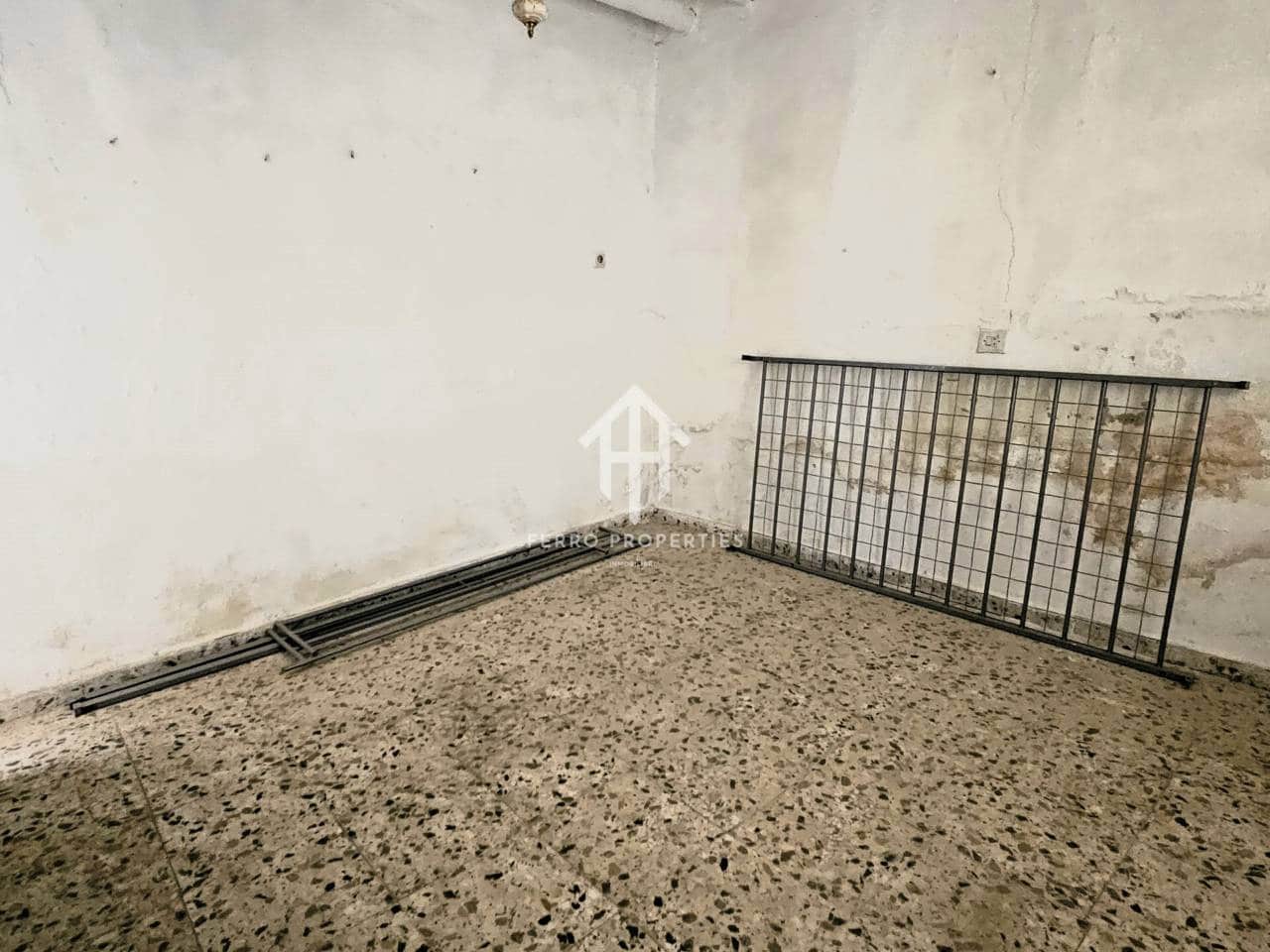 5 soveværelse Lejlighed til salg i Salar med garage - € 33.000 (Ref: 9152677)