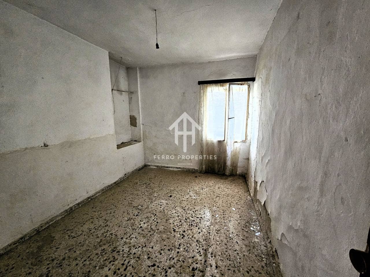 5 soveværelse Lejlighed til salg i Salar med garage - € 33.000 (Ref: 9152677)