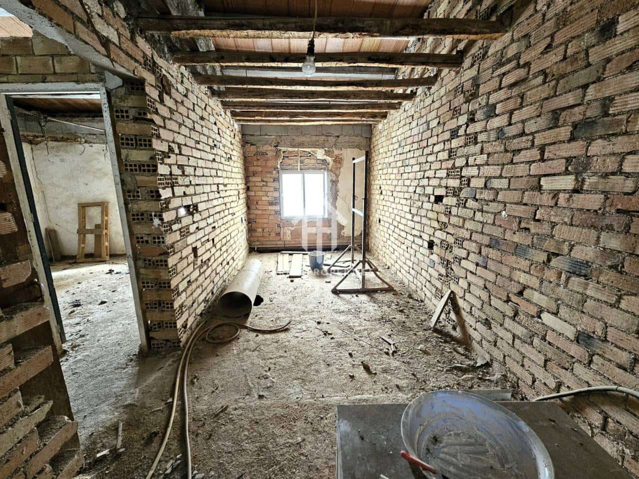 5 soveværelse Lejlighed til salg i Salar med garage - € 33.000 (Ref: 9152677)