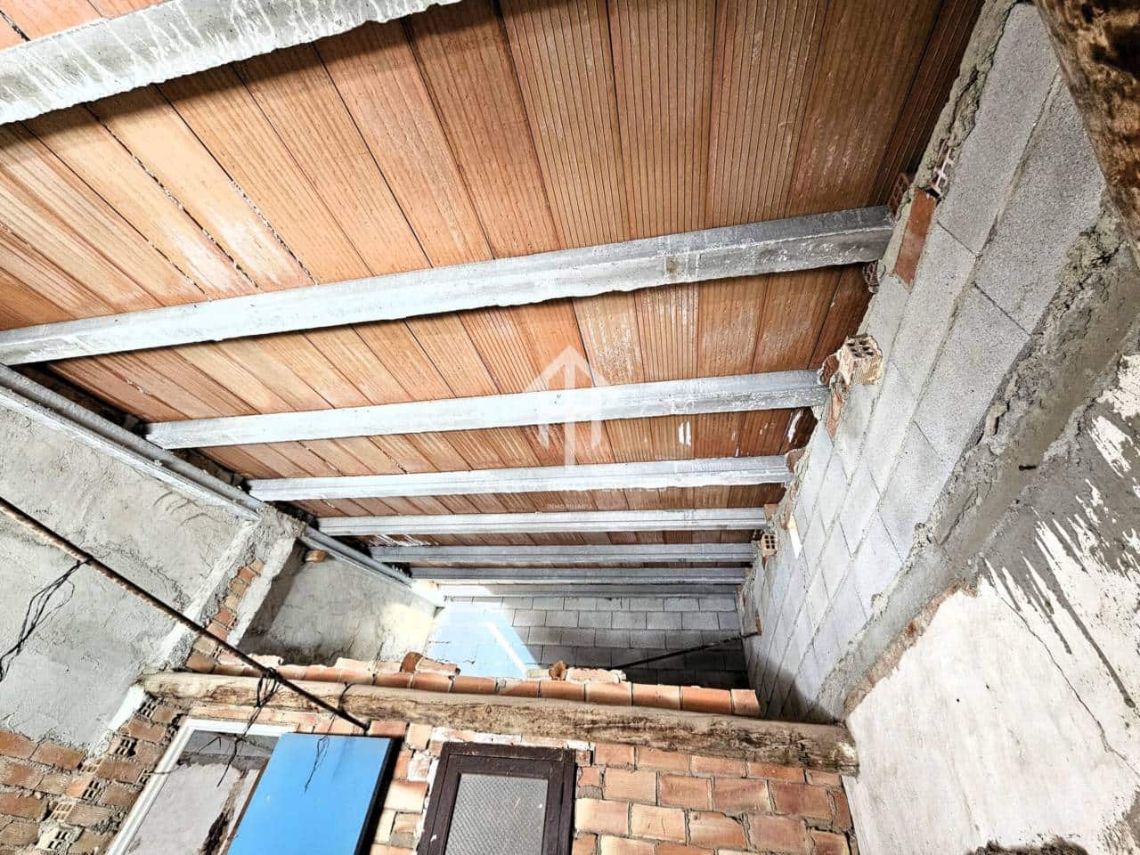 5 soveværelse Lejlighed til salg i Salar med garage - € 33.000 (Ref: 9152677)