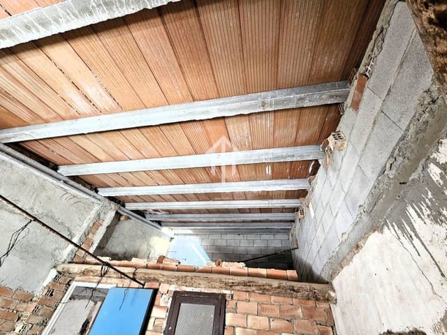 5 makuuhuone Huoneisto myytävänä paikassa Salar mukana 
autotalli - 33 000 € (Ref: 9152677)