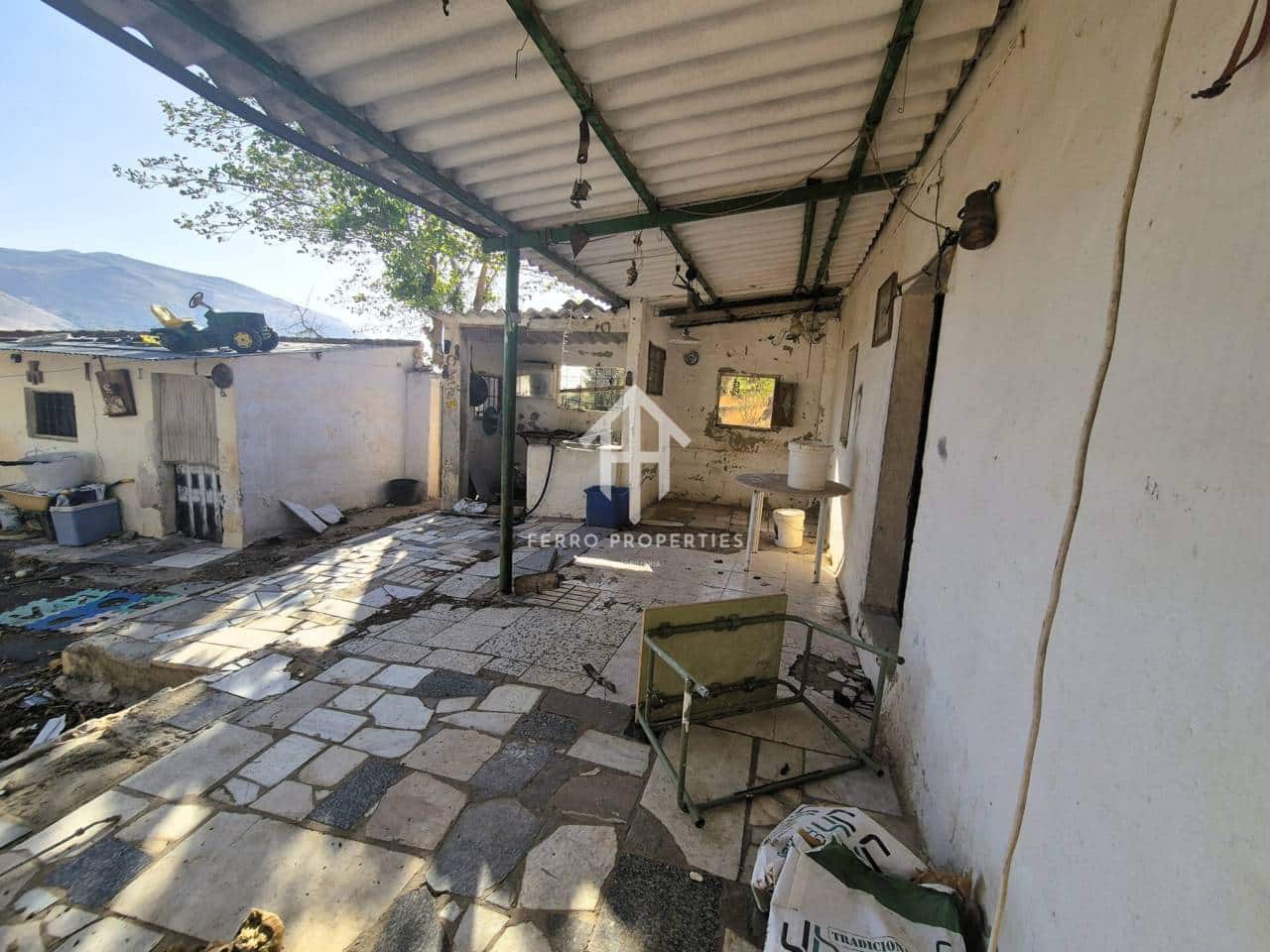 Finca/Country House for sale in Loja - € 150,000 (Ref: 9152678)