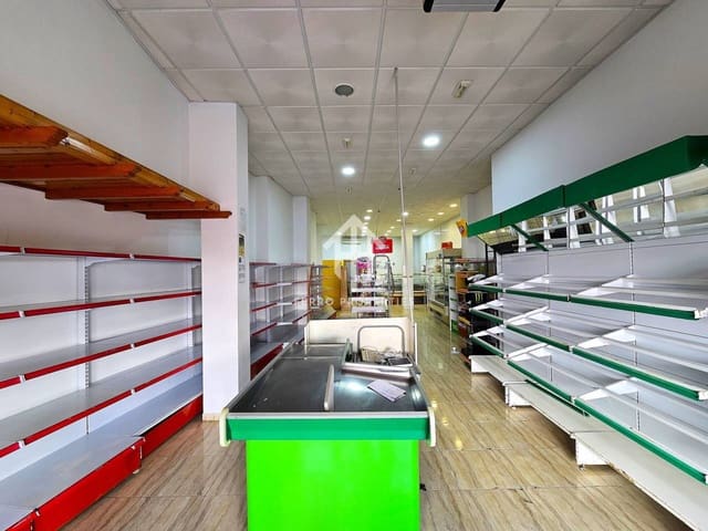 Erhverv til leje i Loja - € 500 (Ref: 9173148)