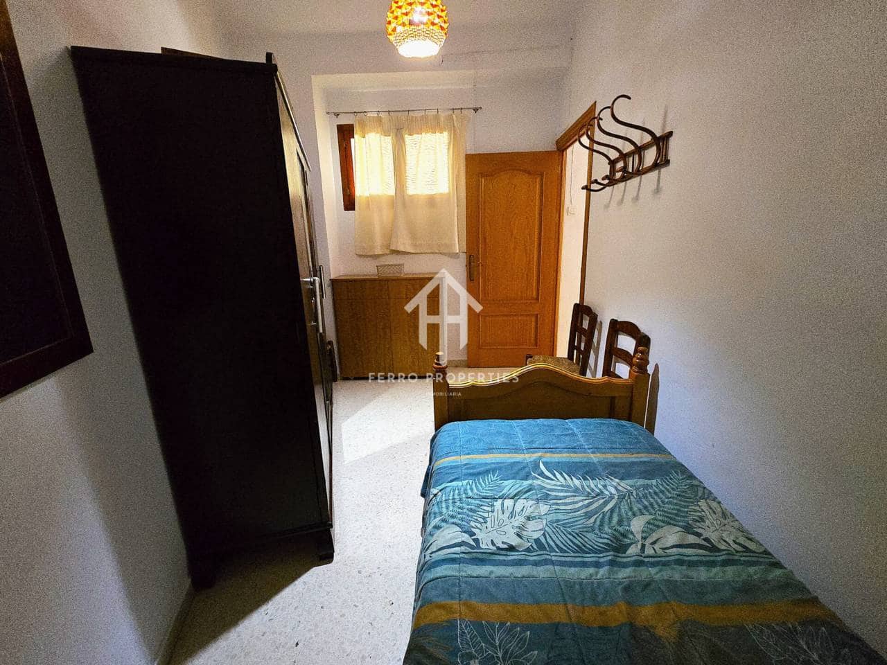 Casa de 5 habitaciones en Salar en venta con garaje - 165.000 € (Ref: 9190728)