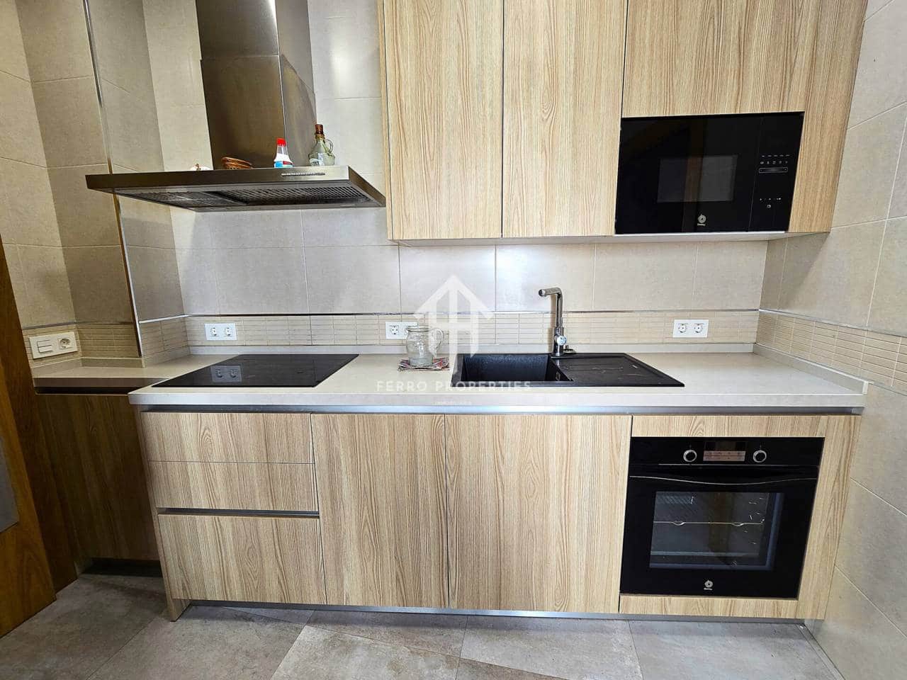 Casa de 5 habitaciones en Salar en venta con garaje - 165.000 € (Ref: 9190728)