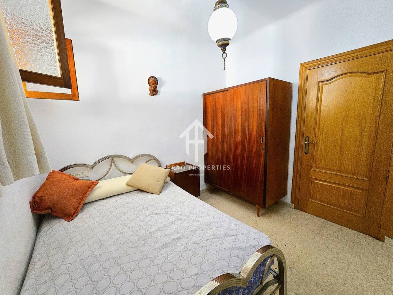 Casa de 5 habitaciones en Salar en venta con garaje - 165.000 € (Ref: 9190728)