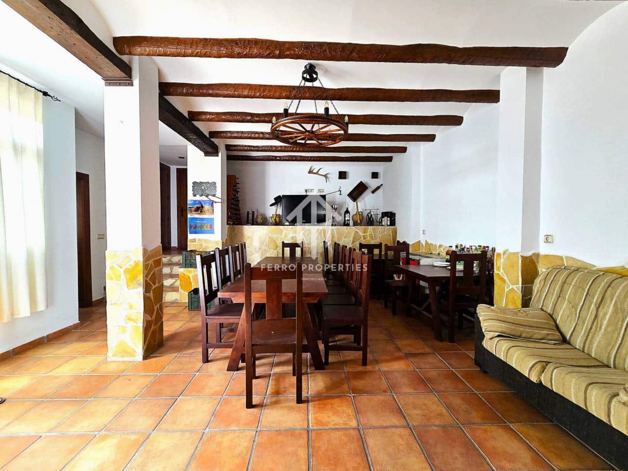 7 chambre Maison de Ville à vendre à Loja avec garage - 224 900 € (Ref: 9200197)