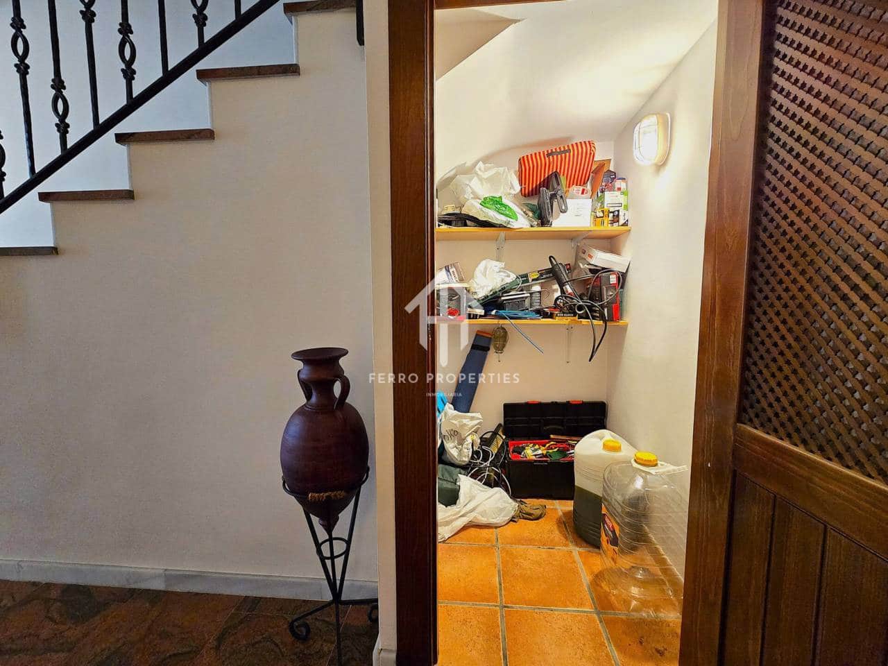 7 chambre Maison de Ville à vendre à Loja avec garage - 224 900 € (Ref: 9200197)