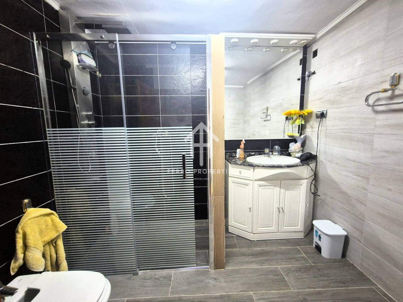 4 quarto Casa em Banda para venda em Ventorros de la Laguna - 64 900 € (Ref: 9235911)