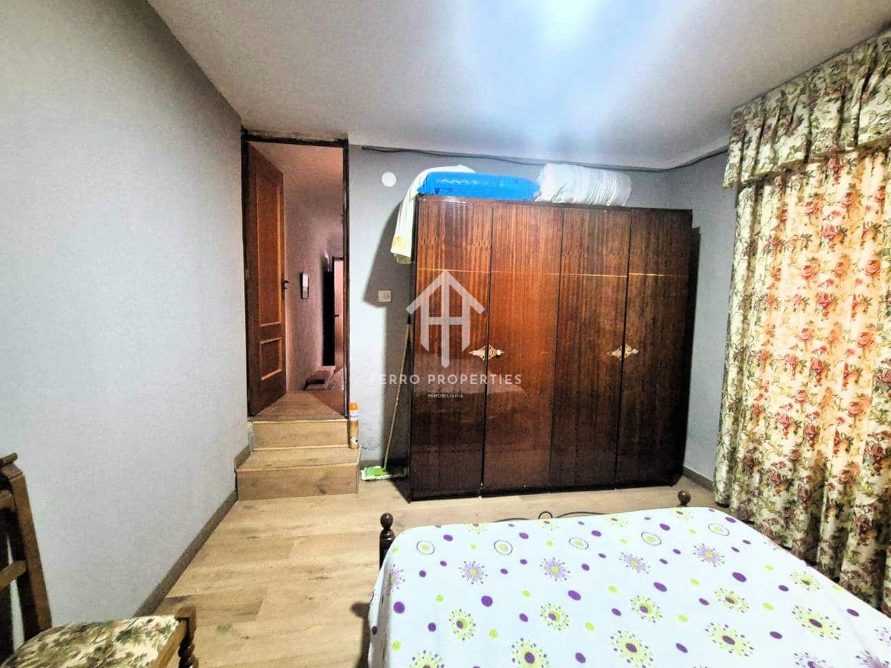 4 quarto Casa em Banda para venda em Ventorros de la Laguna - 64 900 € (Ref: 9235911)