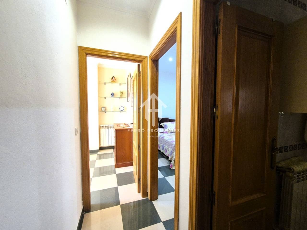 2 bedroom Townhouse for sale in Priego de Cordoba with garage - € 162,900 (Ref: 9242514)