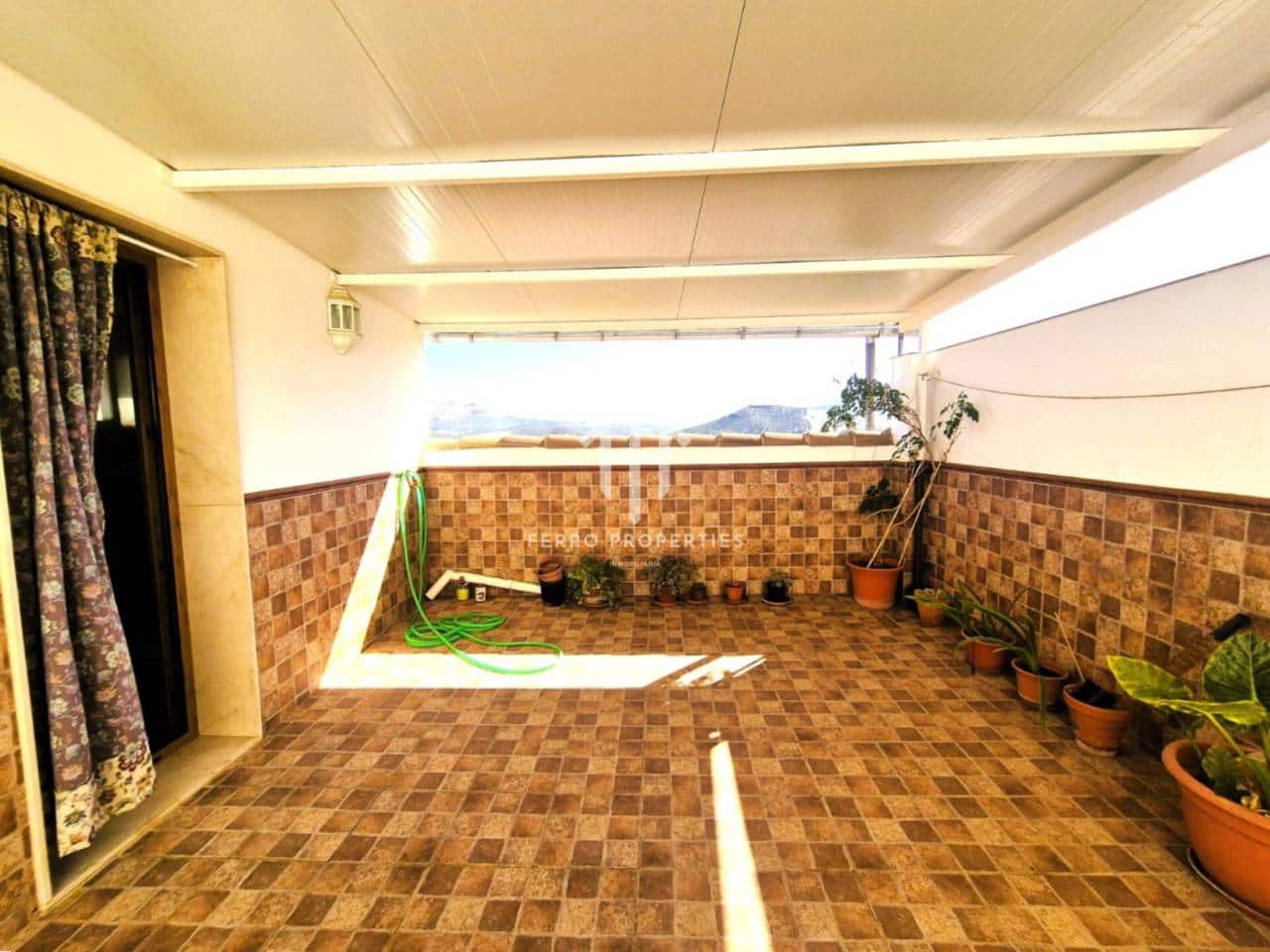 2 bedroom Townhouse for sale in Priego de Cordoba with garage - € 162,900 (Ref: 9242514)