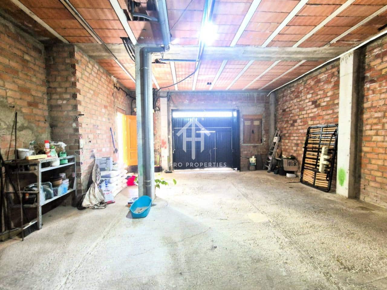 2 bedroom Townhouse for sale in Priego de Cordoba with garage - € 162,900 (Ref: 9242514)