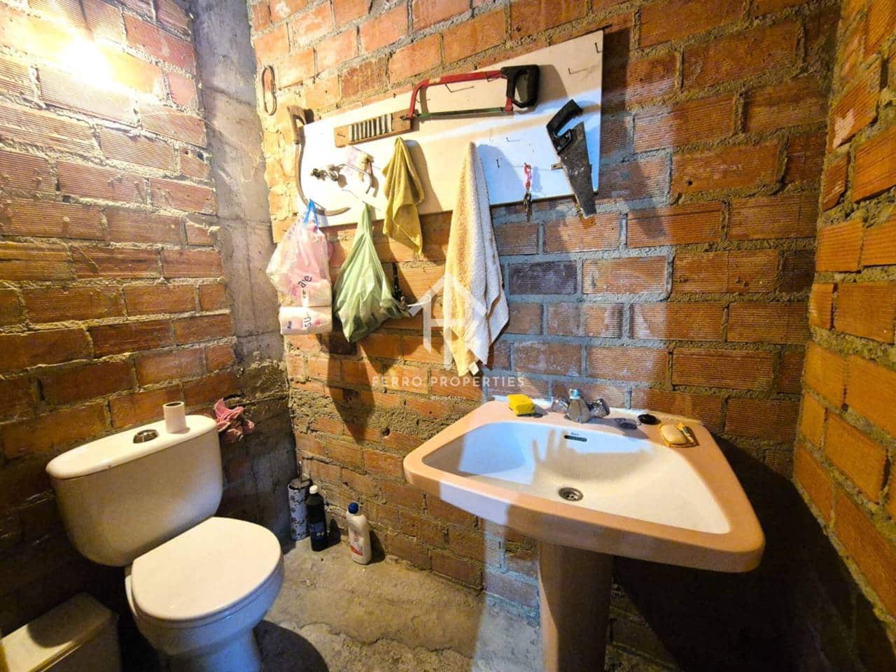 2 bedroom Townhouse for sale in Priego de Cordoba with garage - € 162,900 (Ref: 9242514)