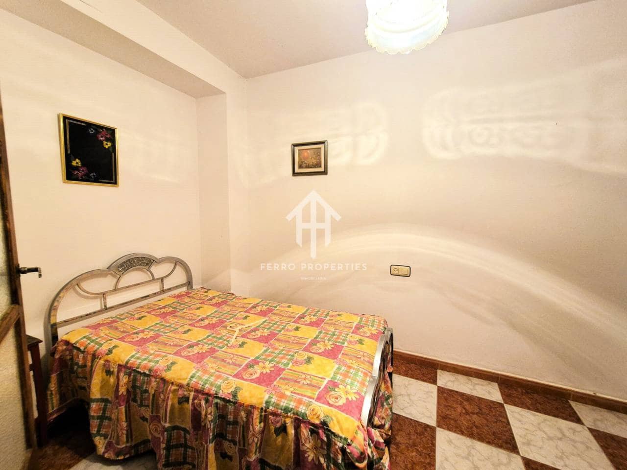 4 bedroom Townhouse for sale in Algarinejo - € 49,900 (Ref: 9242515)