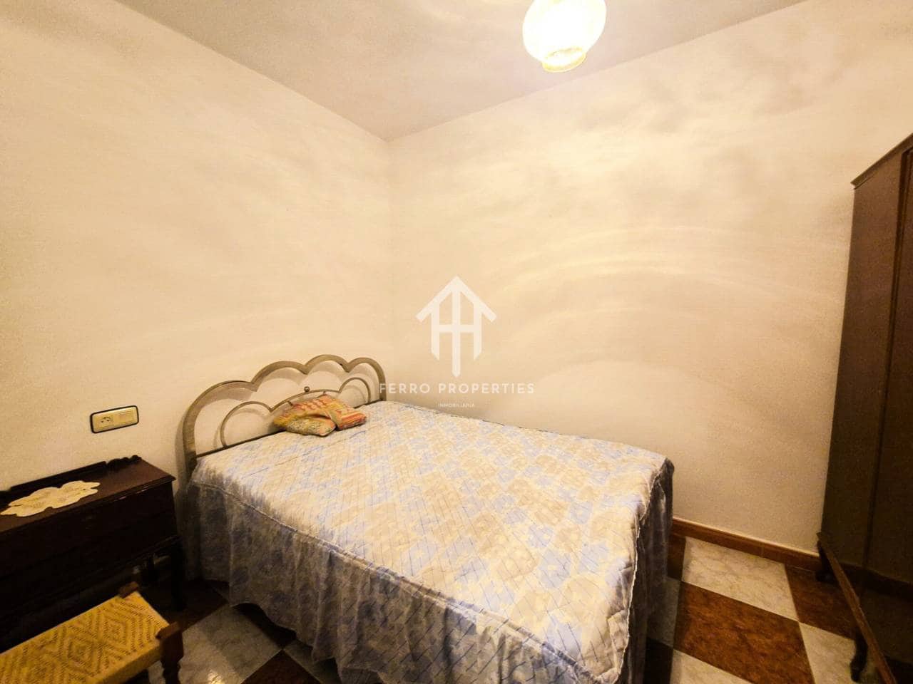 4 bedroom Townhouse for sale in Algarinejo - € 49,900 (Ref: 9242515)