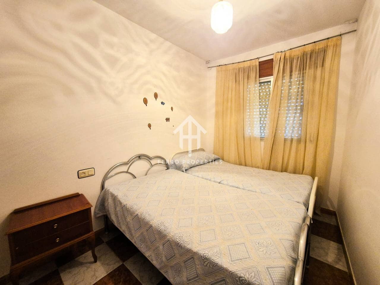 4 bedroom Townhouse for sale in Algarinejo - € 49,900 (Ref: 9242515)