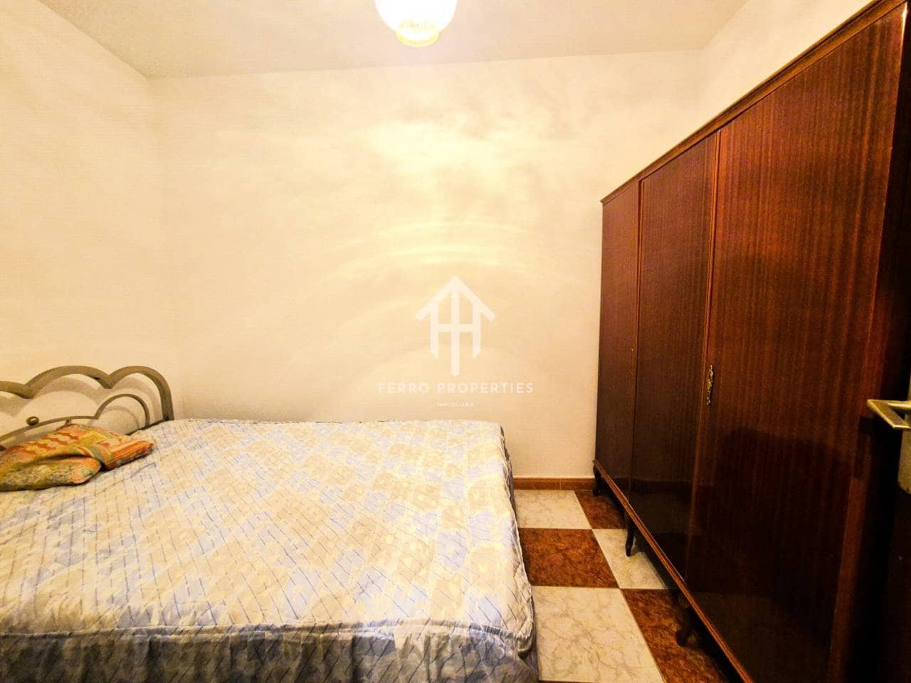 4 bedroom Townhouse for sale in Algarinejo - € 49,900 (Ref: 9242515)