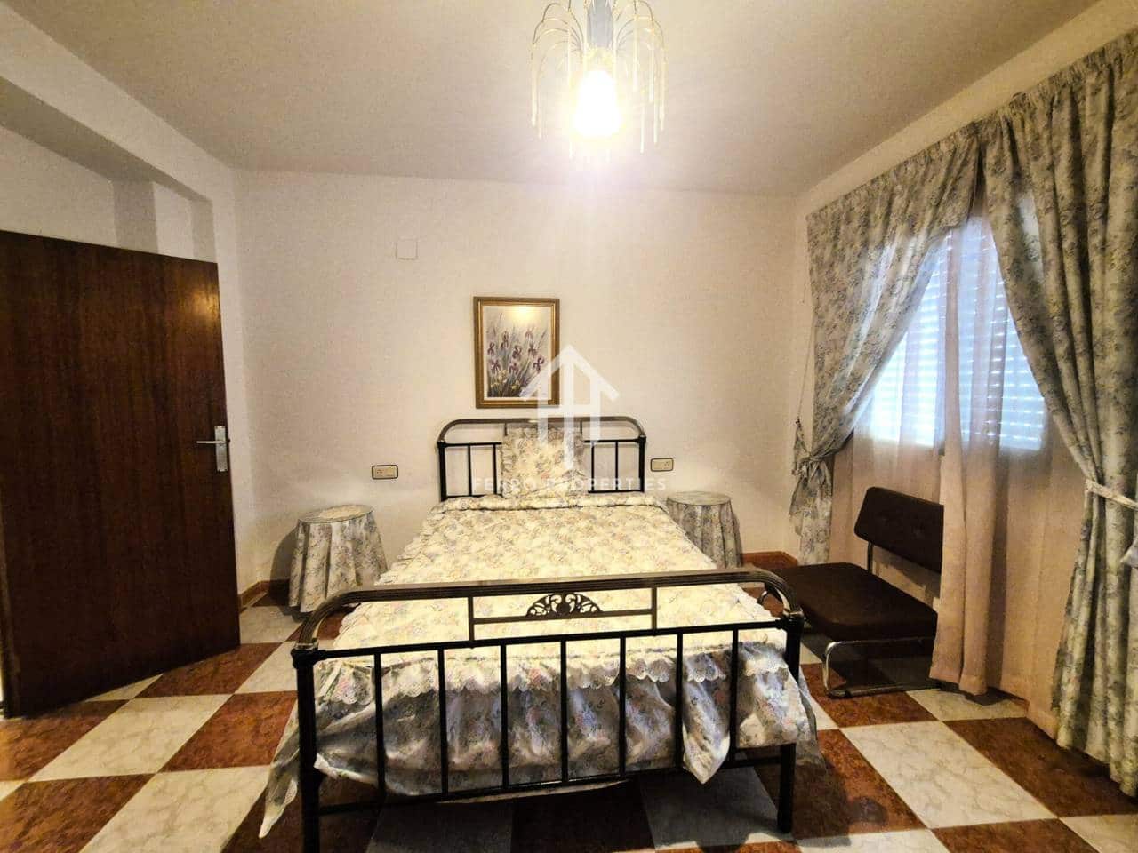 4 bedroom Townhouse for sale in Algarinejo - € 49,900 (Ref: 9242515)