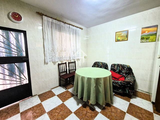 4 soverom Hus til salgs i Algarinejo - € 49 900 (Ref: 9242515)