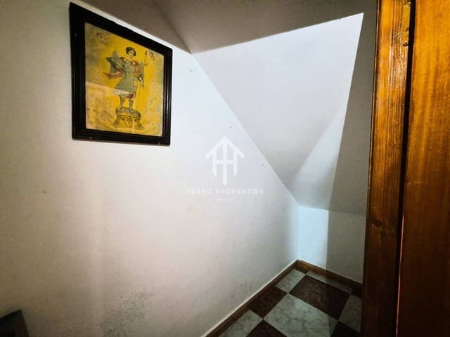 4 soverom Hus til salgs i Algarinejo - € 49 900 (Ref: 9242515)