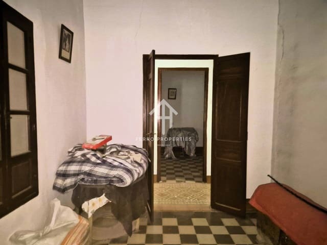 9 soveværelse Byhus til salg i Loja - € 90.000 (Ref: 9242516)